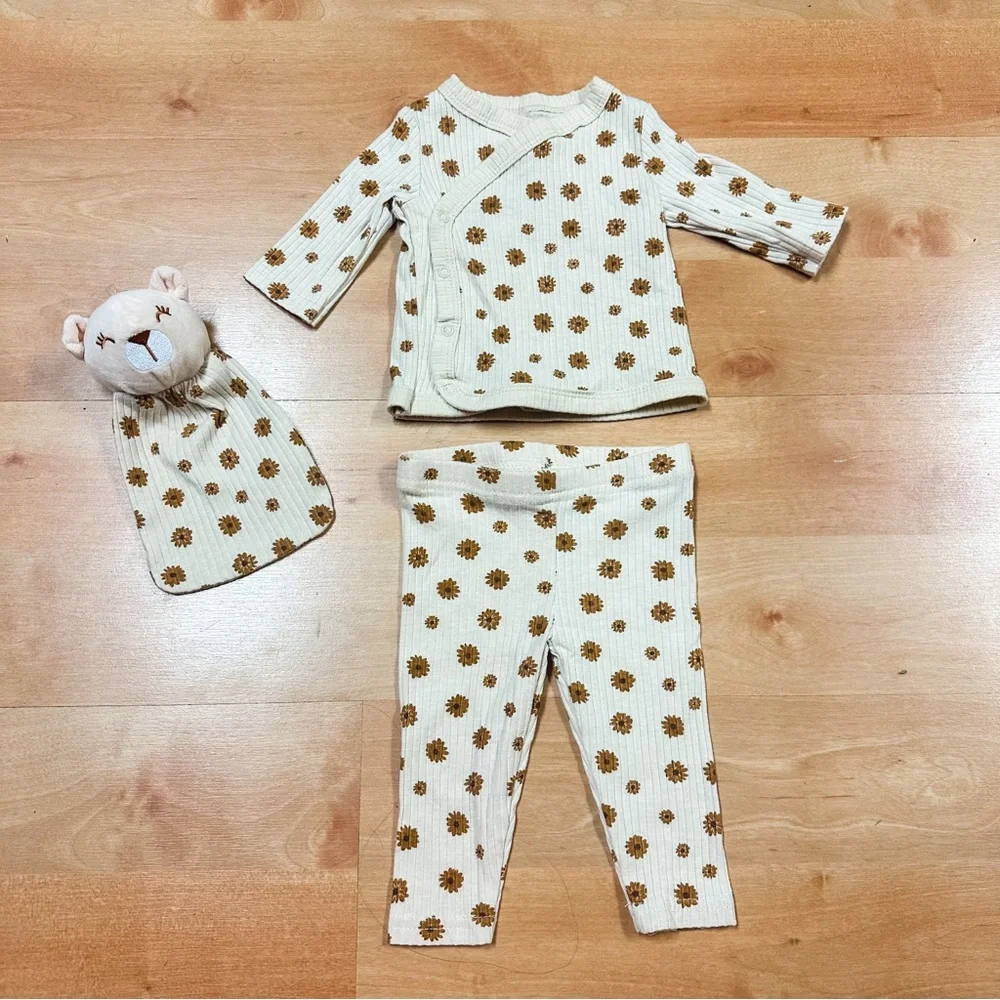 DreamGro 3-Piece Boho Floral Outfit & Plush Baby Girl 0-3M